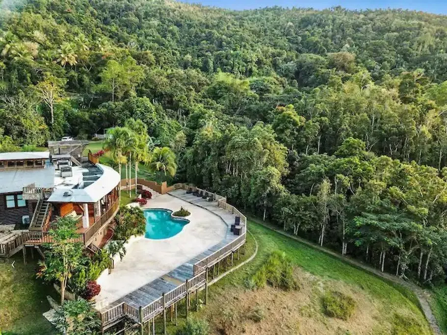 3 Bed 2 Bath W Pool @ Juncos Villa Canovanas 0*,  Puerto Rico